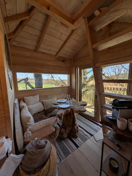 La Ferme De Basseilles Guest House Mozet Exterior photo